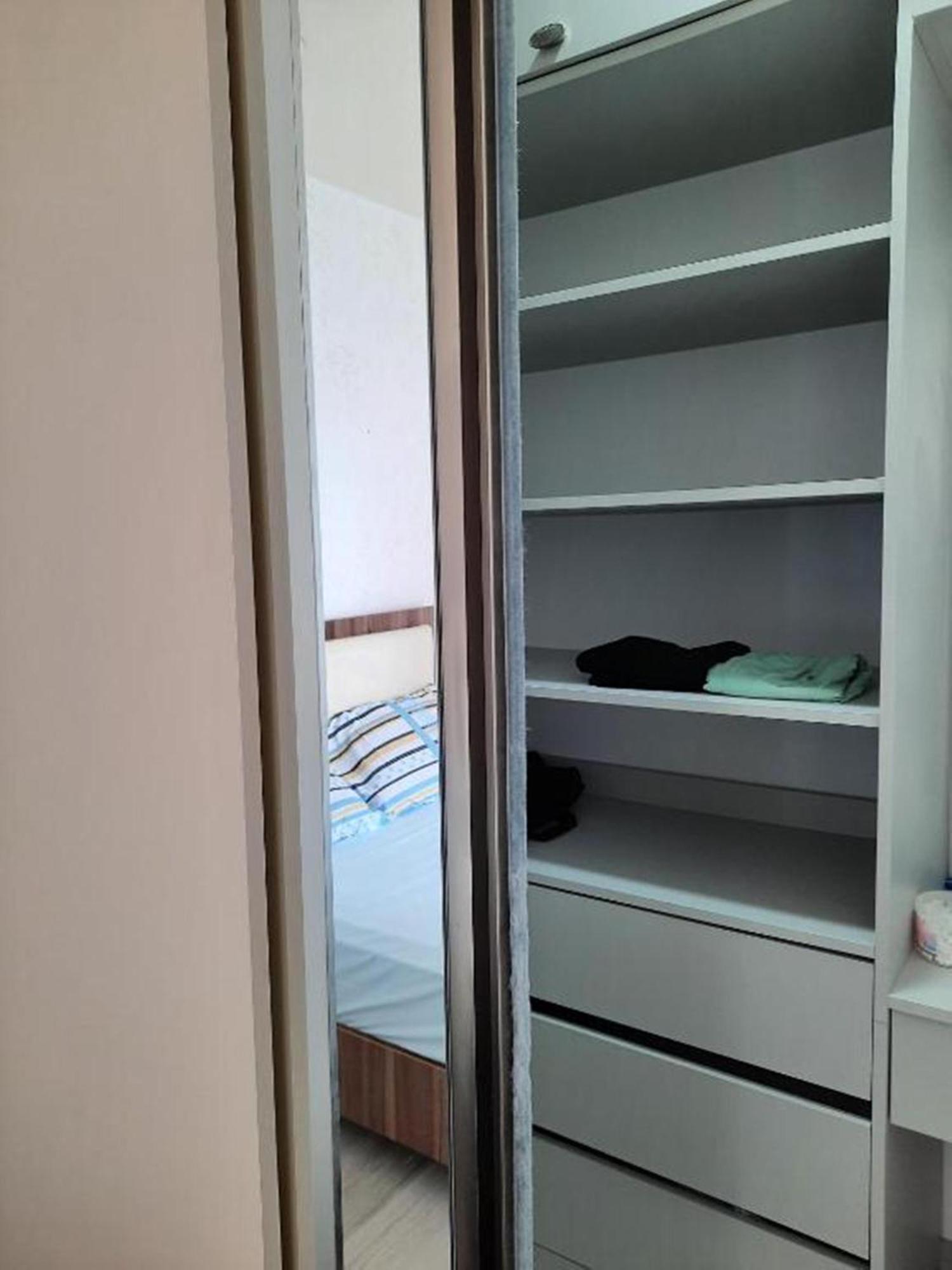 Apartment Desi With Sea View On The Beach In Batumi Exterior foto